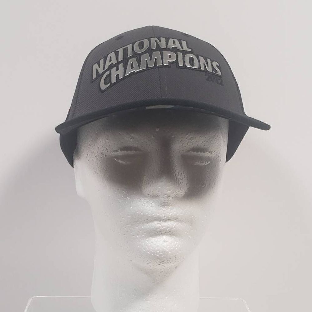 Nike Football Hat Alabama Crimson Tide 2012 National Champions Locker‎ Room Cap